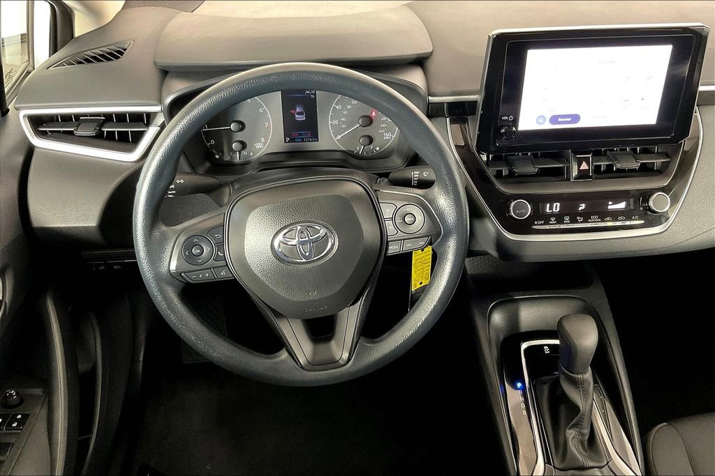 Used 2024 Toyota Corolla LE image 7