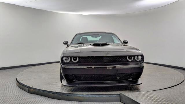 Used 2016 Dodge Challenger R/T image 12