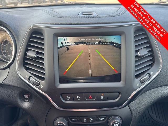 Used 2023 Jeep Cherokee Altitude Lux image 23