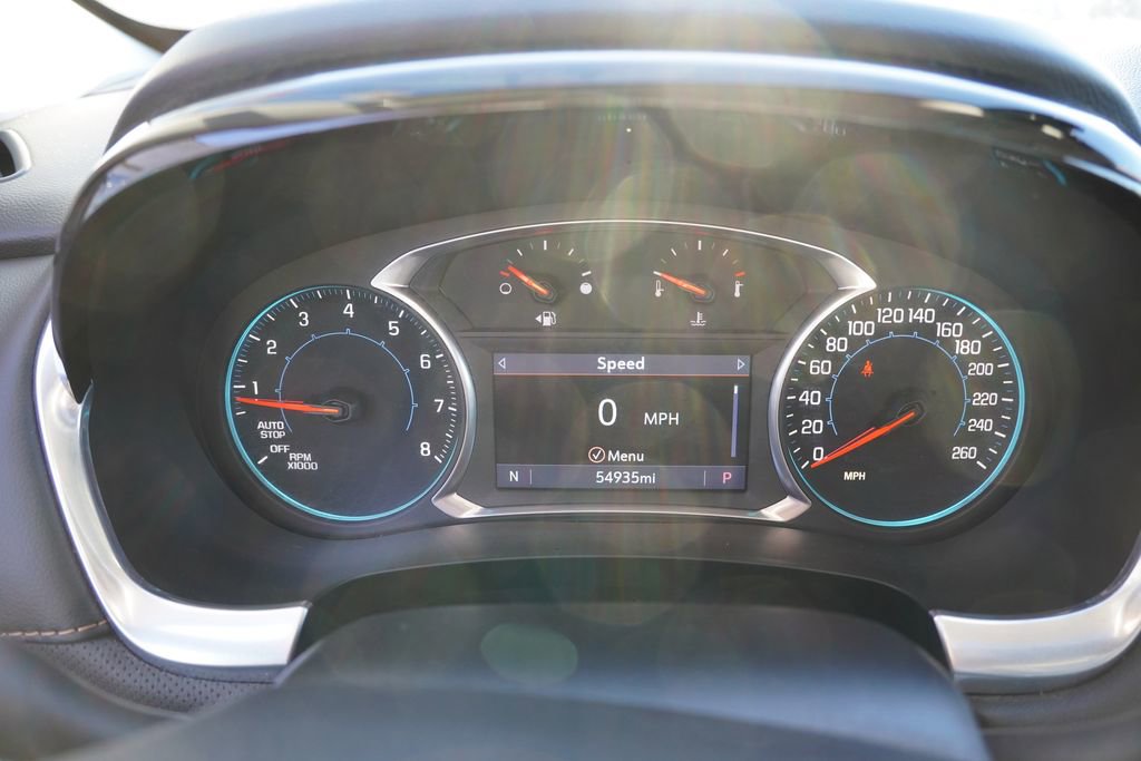 Used 2021 Chevrolet Traverse Premier w/ Redline Edition AWD/4WD image 38