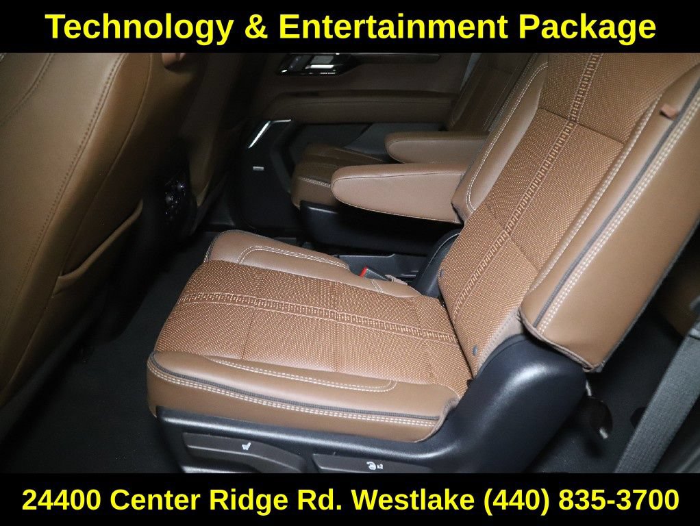 Used 2025 Chevrolet Tahoe High Country AWD/4WD image 15