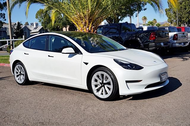 Used 2023 Tesla Model 3 Standard Range RWD image 6