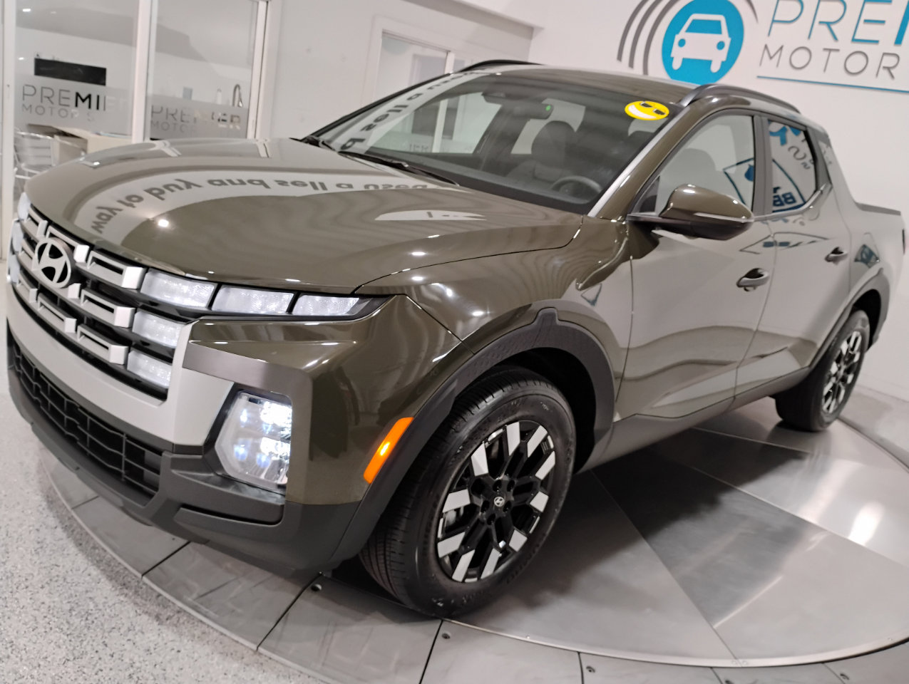 Used 2025 Hyundai Santa Cruz SEL image 48