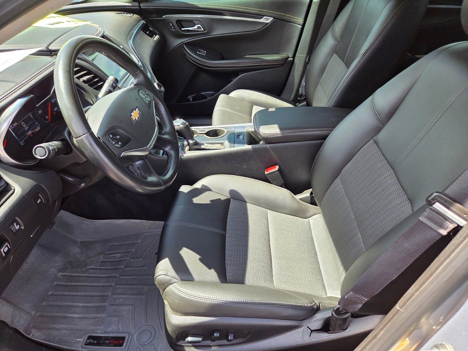 Used 2019 Chevrolet Impala LT FWD image 7