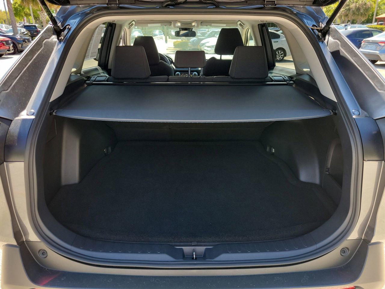 Used 2025 Toyota RAV4 LE image 8