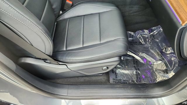 Used 2025 Mercedes-Benz GLS 450 4MATIC image 23