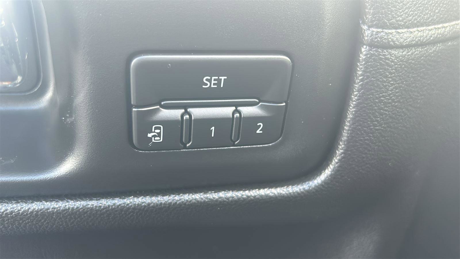 Used 2020 GMC Sierra 1500 Denali w/ Denali Ultimate Package image 17