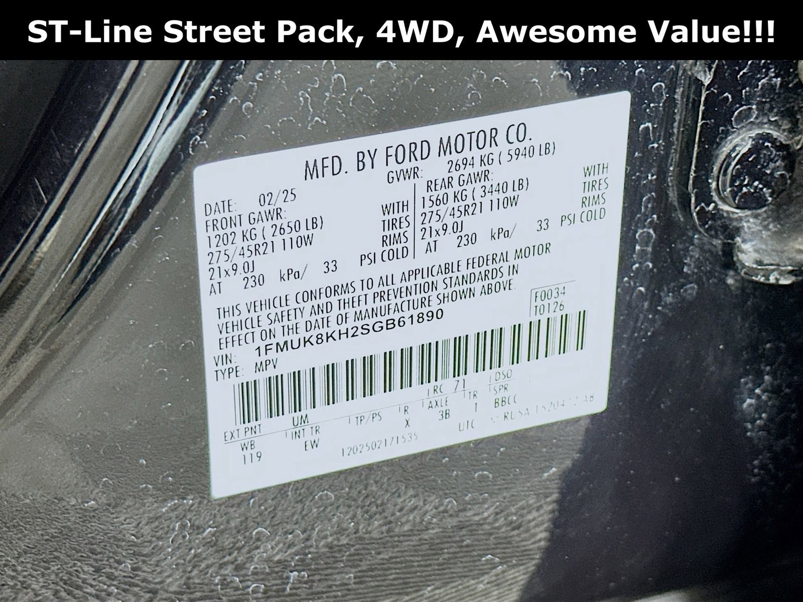 Used 2025 Ford Explorer ST-Line w/ ST-Line Street Pack image 34