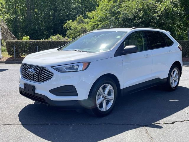Used 2024 Ford Edge SE AWD/4WD image 3