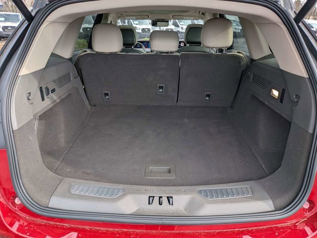 Used 2025 Lincoln Nautilus Reserve image 9