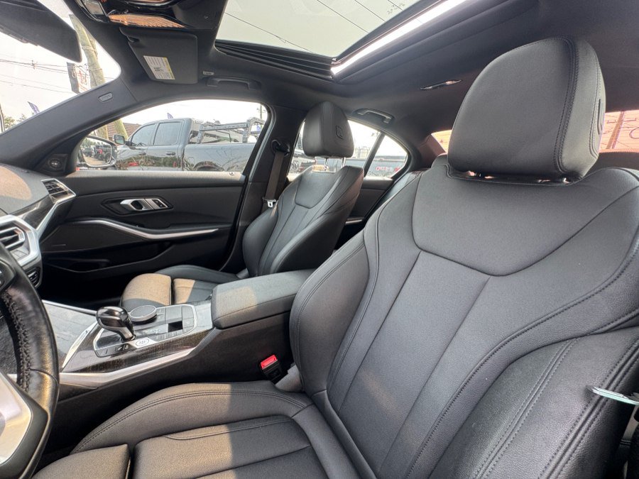 Used 2021 BMW 330i xDrive w/ Driver Assist w/ Premium Package AWD/4WD image 22