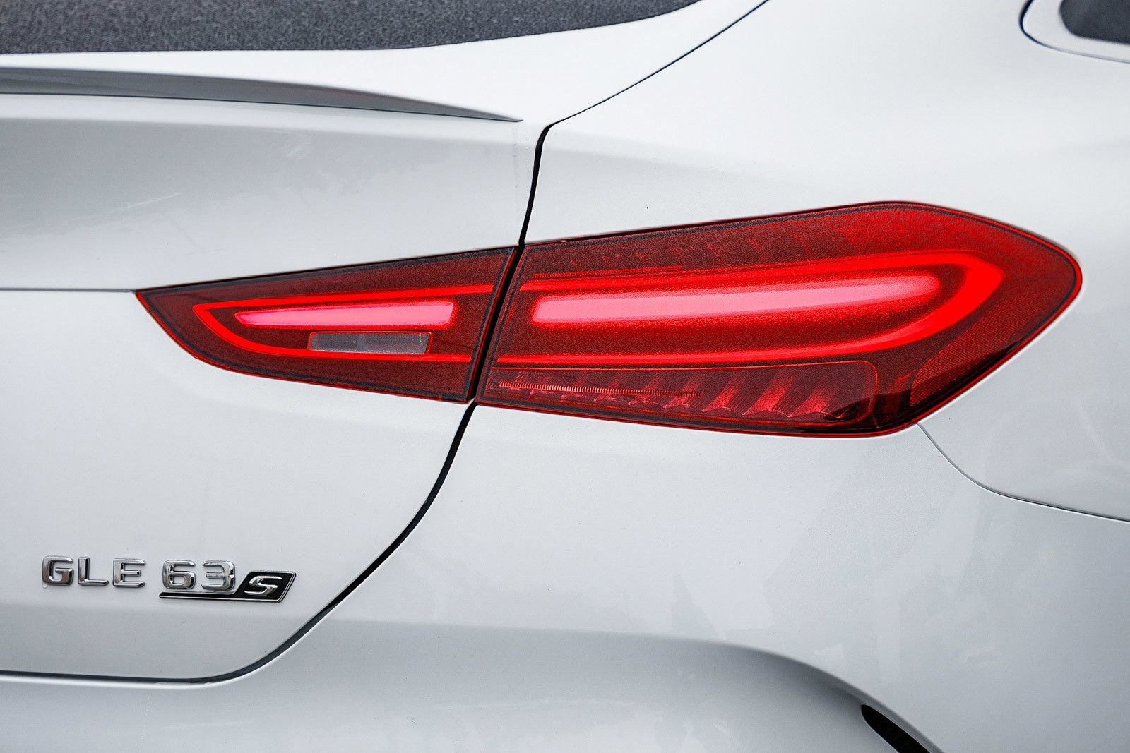 New 2026 Mercedes-Benz GLE 63 AMG S image 8