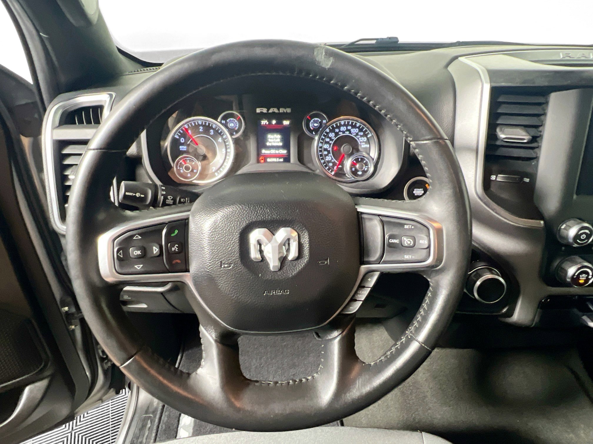 Used 2024 RAM 1500 Big Horn AWD/4WD image 17