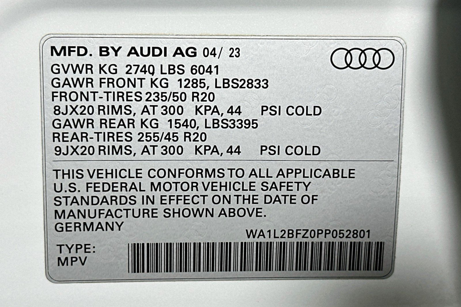 Used 2023 Audi Q4 e-tron Premium Plus w/ Premium Plus AWD/4WD image 24