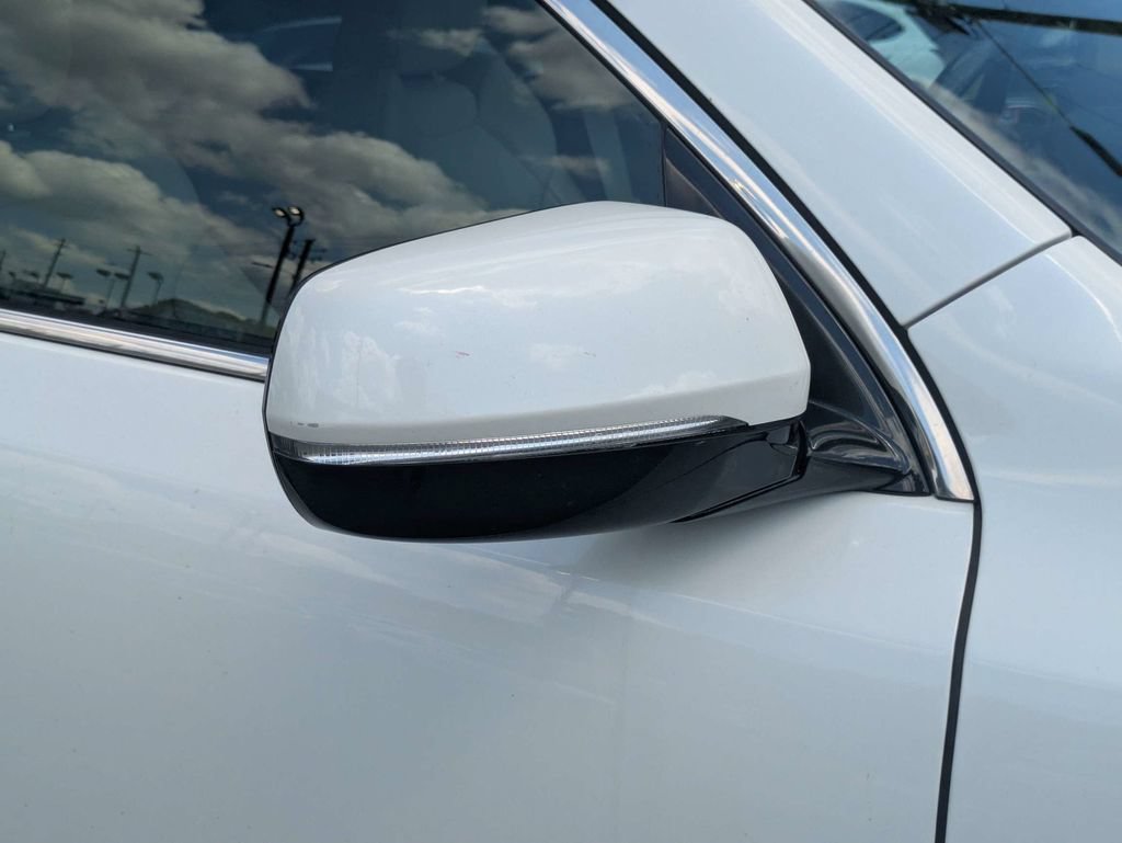 Used 2017 Acura MDX FWD image 12