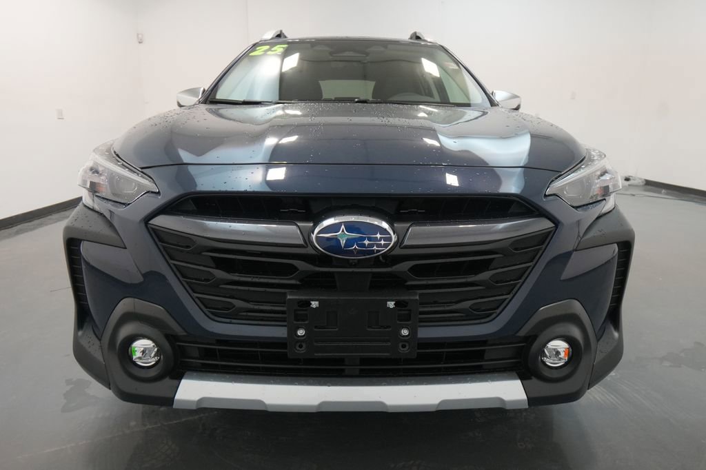 New 2025 Subaru Outback Touring XT image 2