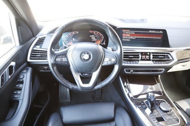 Used 2021 BMW X5 xDrive40i w/ Convenience Package AWD/4WD image 19
