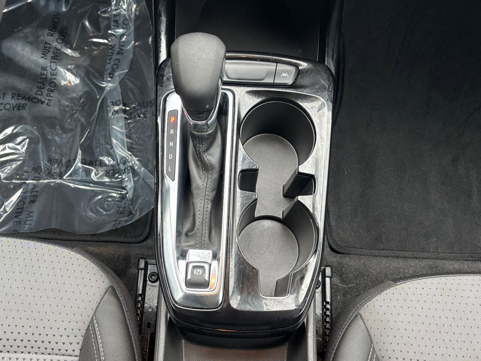 Used 2025 Chevrolet Trax LT image 37