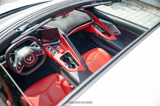 Used 2020 Chevrolet Corvette Stingray Premium Cpe w/ 3LT Preferred Equipment Group RWD image 32
