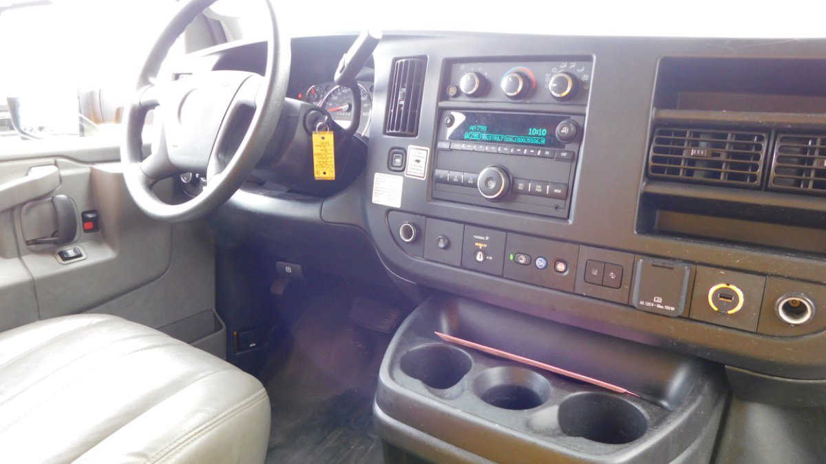 Used 2021 GMC Savana 3500 Extended w/ Power Convenience Package image 22