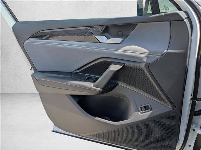 New 2026 Volkswagen Tiguan SE AWD/4WD image 18