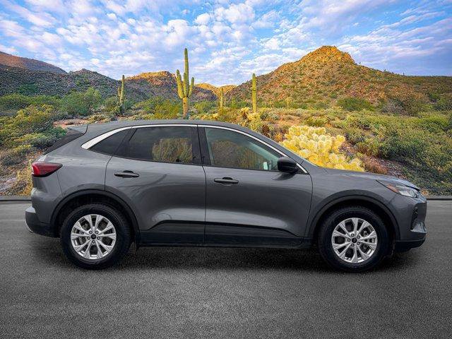 Used 2024 Ford Escape Active FWD image 3