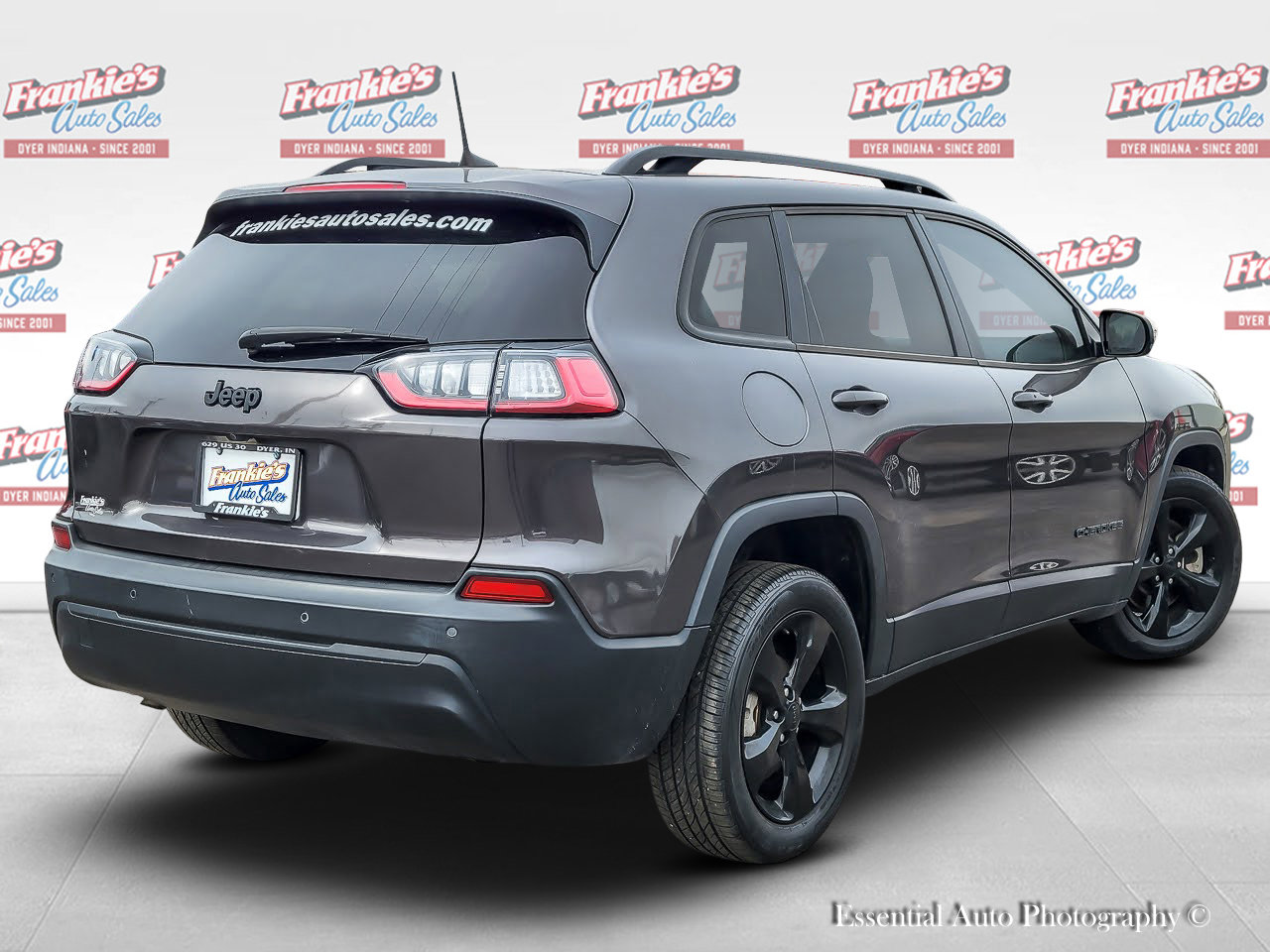 Used 2021 Jeep Cherokee Latitude Plus image 6