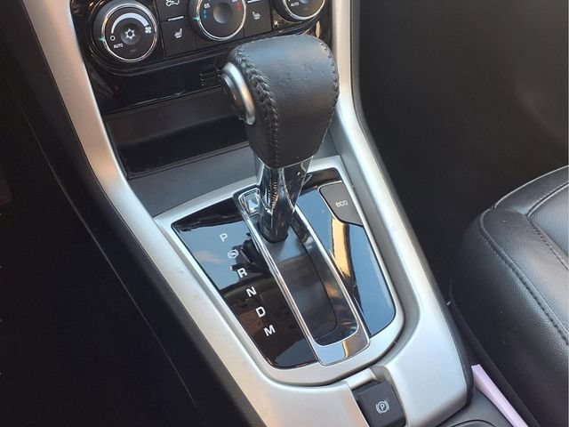 Used 2015 Chevrolet Captiva Sport LT w/ Convenience Package FWD image 9