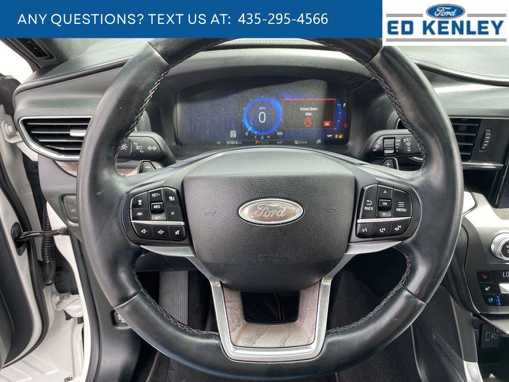 Used 2020 Ford Explorer Platinum w/ Premium Technology Package AWD/4WD image 21