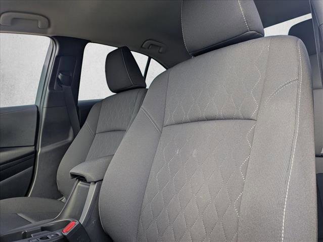 Used 2025 Toyota Corolla LE FWD image 10