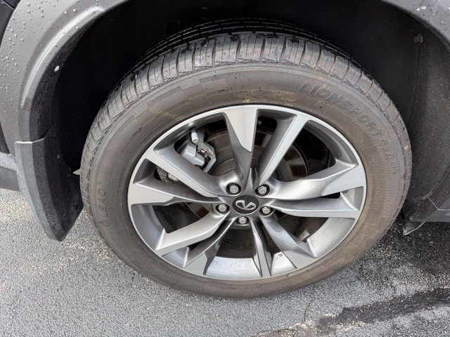 Used 2023 INFINITI QX60 Luxe w/ Cargo Package AWD/4WD image 18