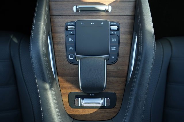 Certified 2025 Mercedes-Benz GLE 580 4MATIC image 32