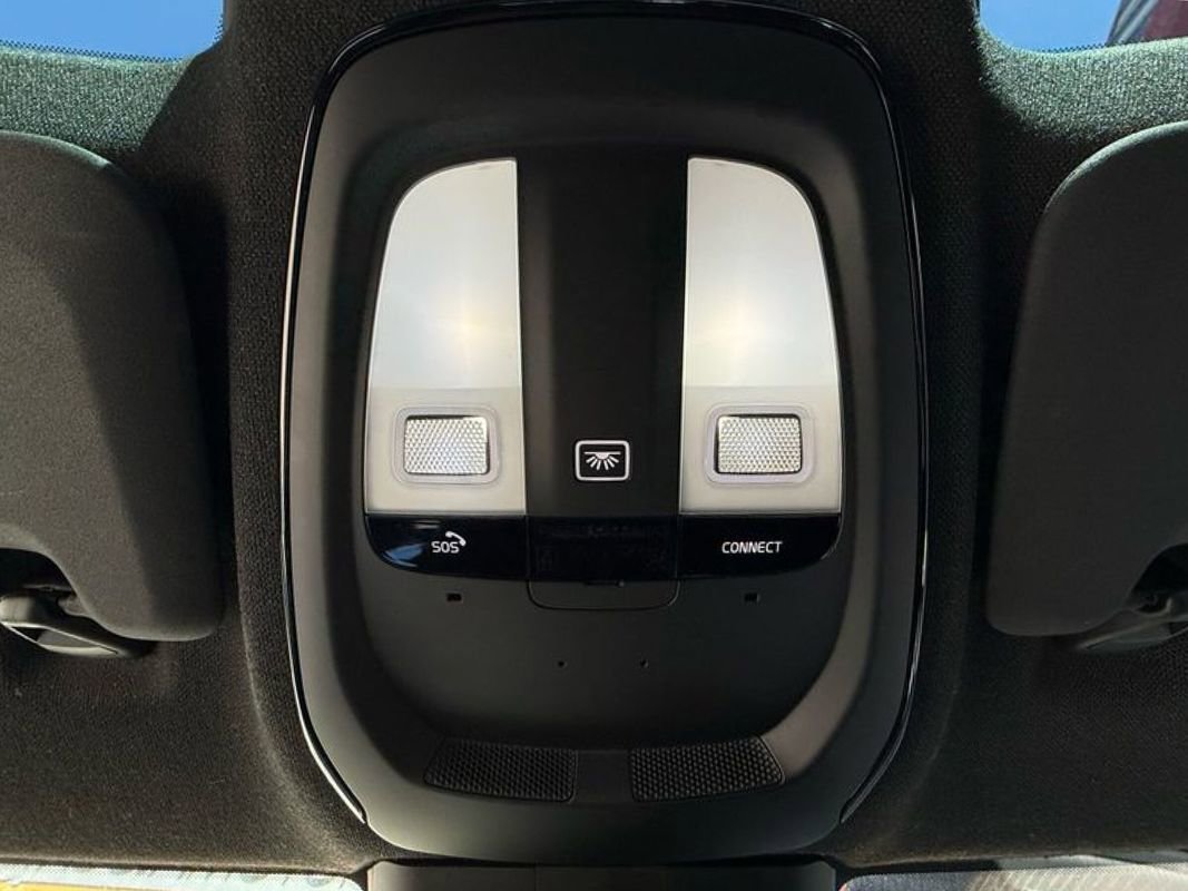 Used 2021 Polestar Polestar 2 image 28