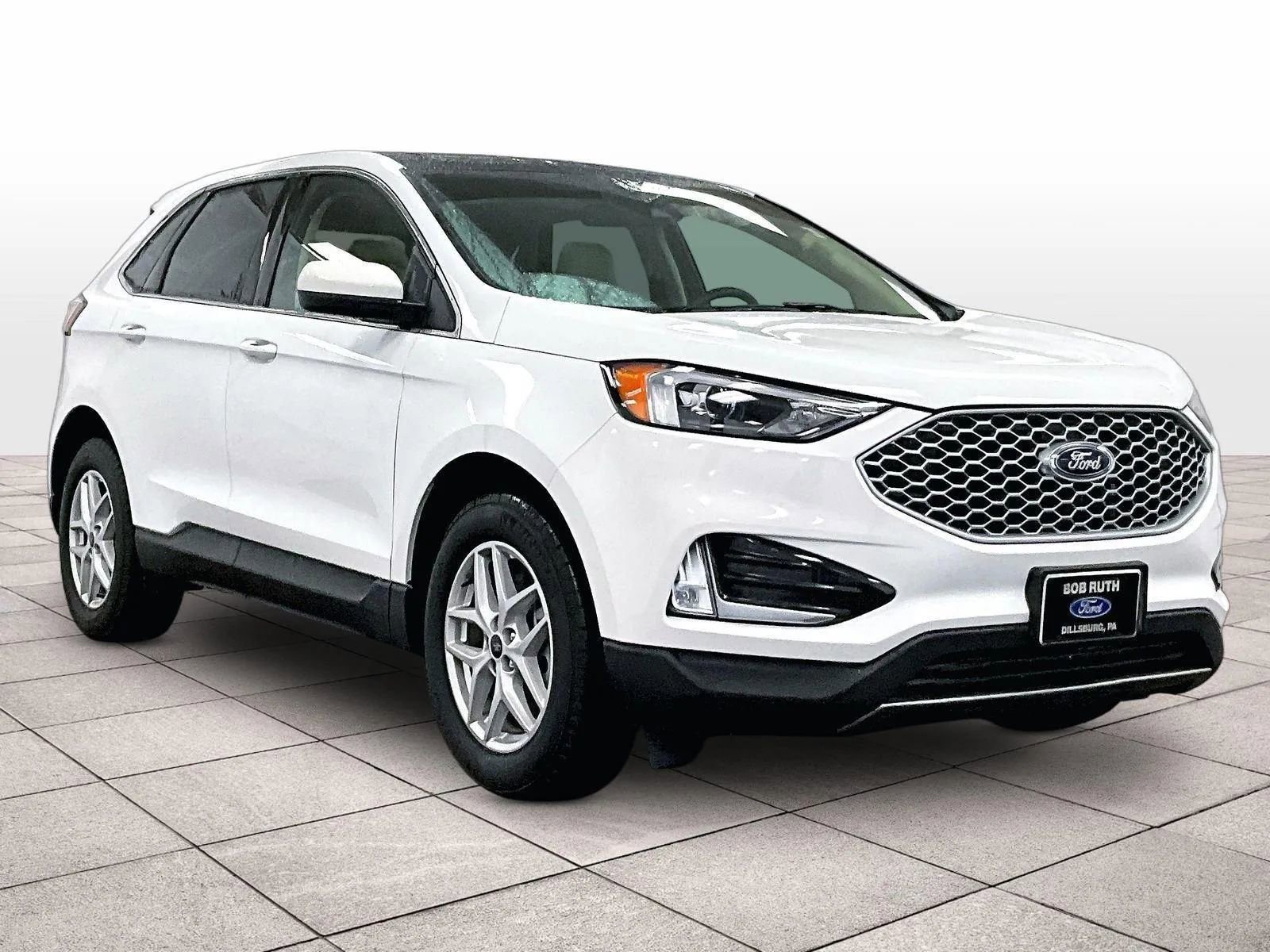 Certified 2024 Ford Edge SEL w/ Convenience Package image 2