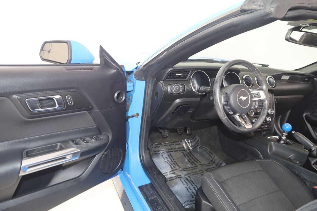 Used 2017 Ford Mustang Convertible RWD image 54