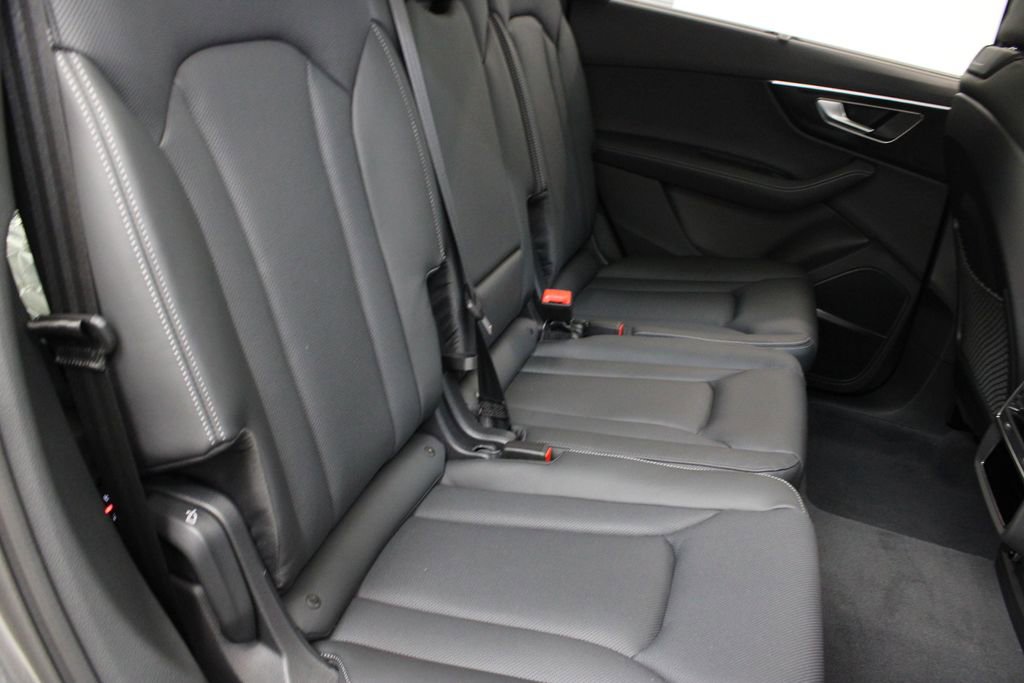 New 2026 Audi Q7 3.0T Prestige image 21