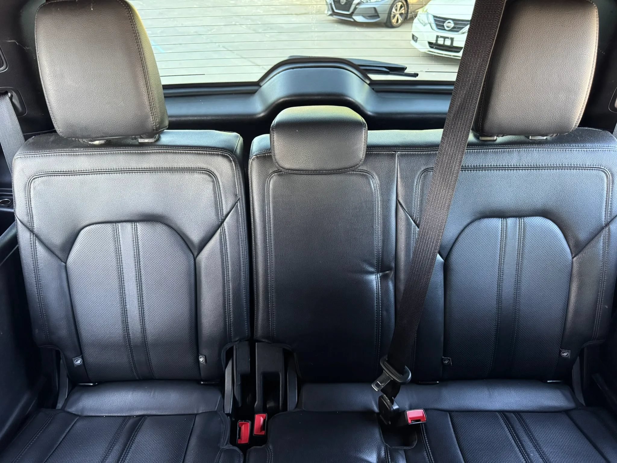 Used 2018 Ford Expedition Limited RWD image 31