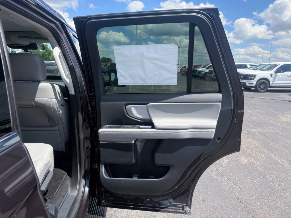 New 2026 Ford Expedition Active AWD/4WD image 57