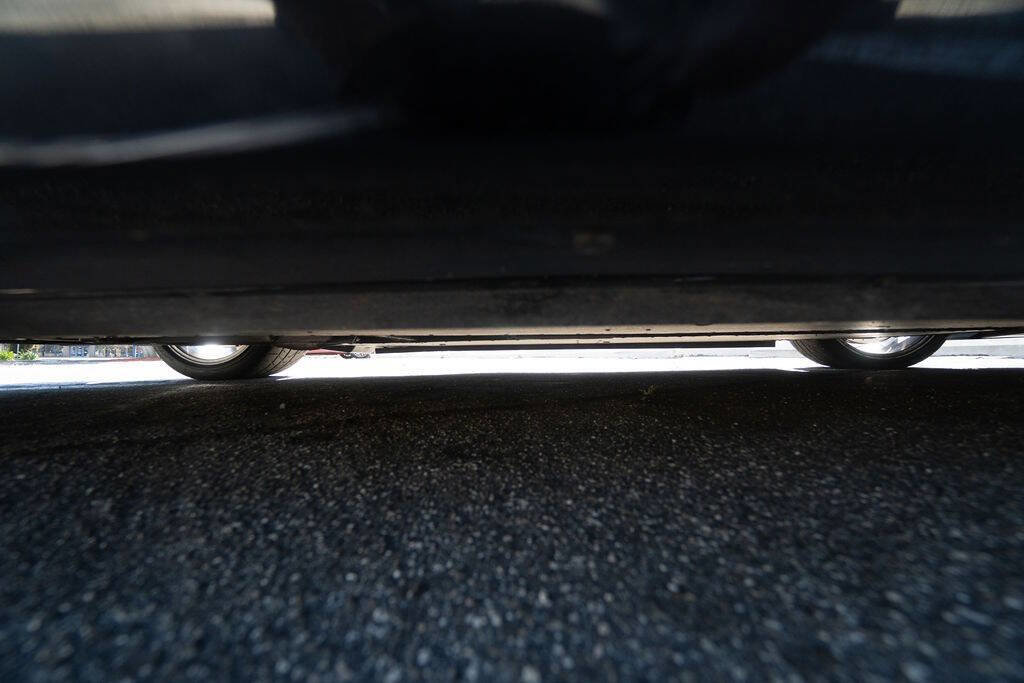 Used 2006 Lamborghini Murcielago Roadster image 29