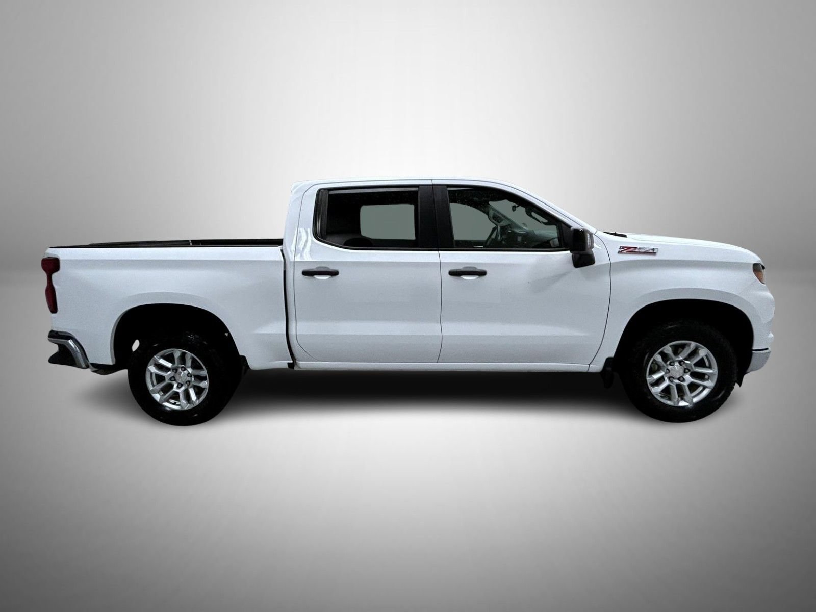Used 2023 Chevrolet Silverado 1500 W/T w/ WT Value Package AWD/4WD image 4