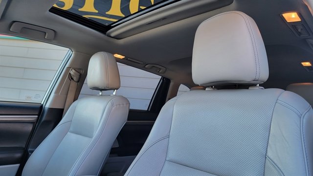 Used 2019 Toyota Highlander Limited AWD image 21