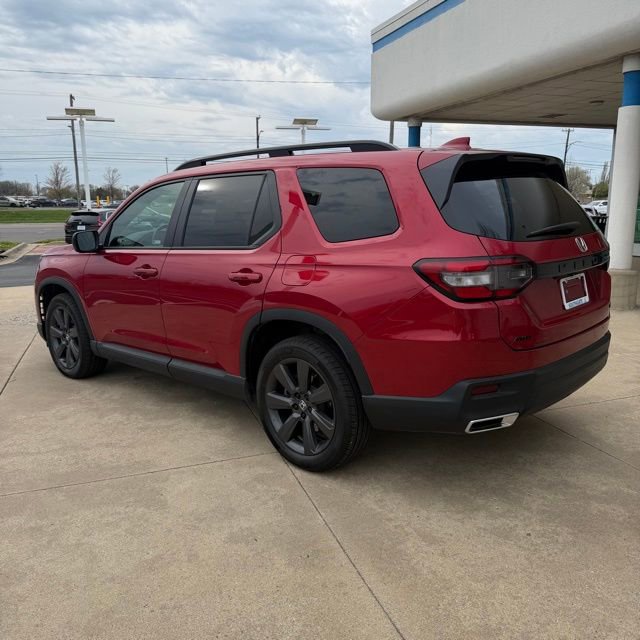 Certified 2025 Honda Pilot Sport image 3