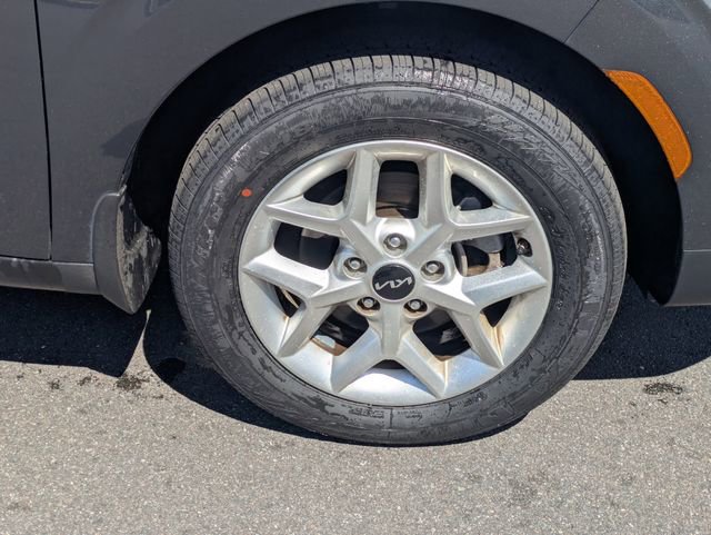 Used 2024 Kia Soul LX w/ Option Group 015 image 11