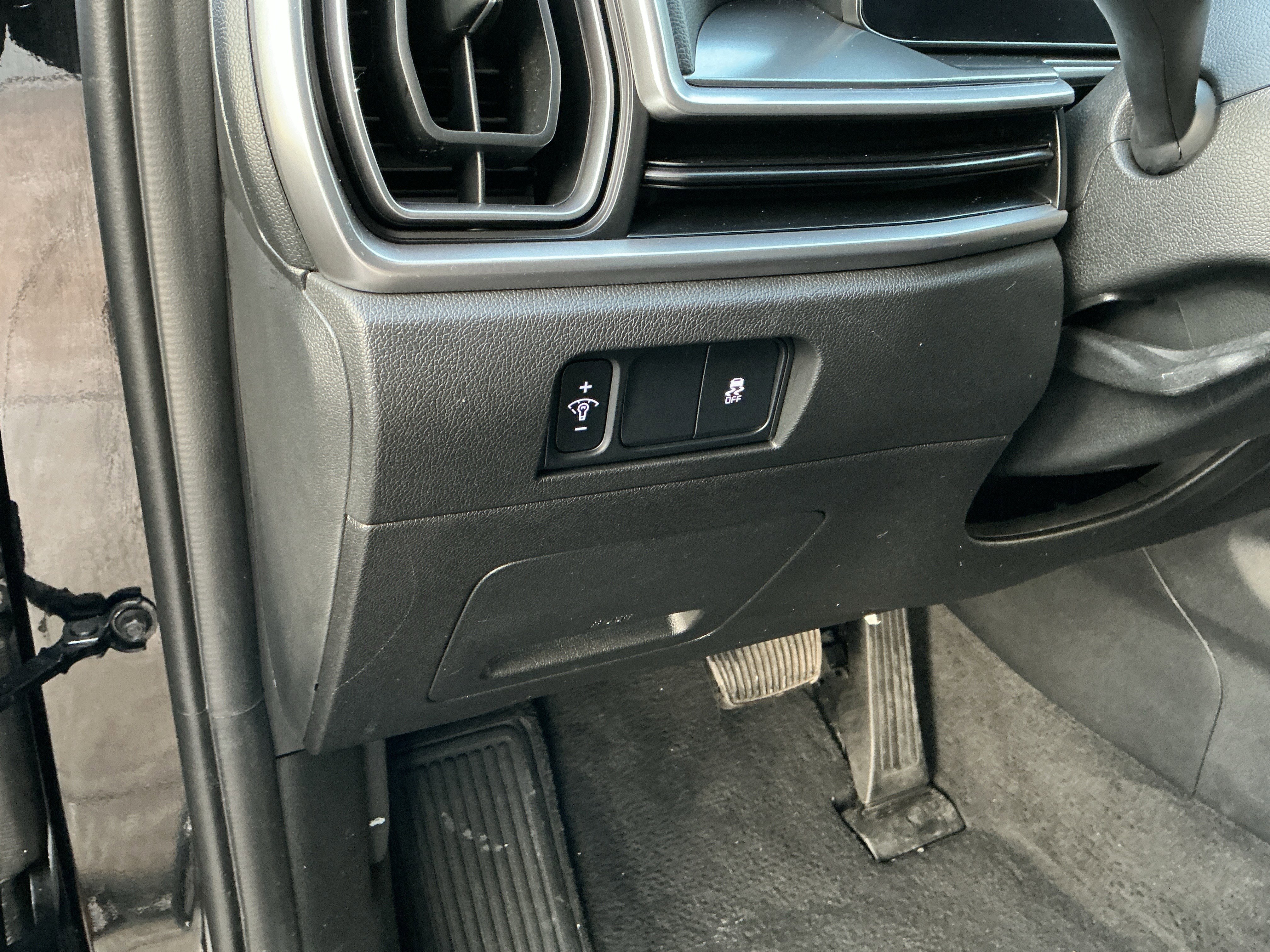 Used 2024 Kia Sorento S image 26