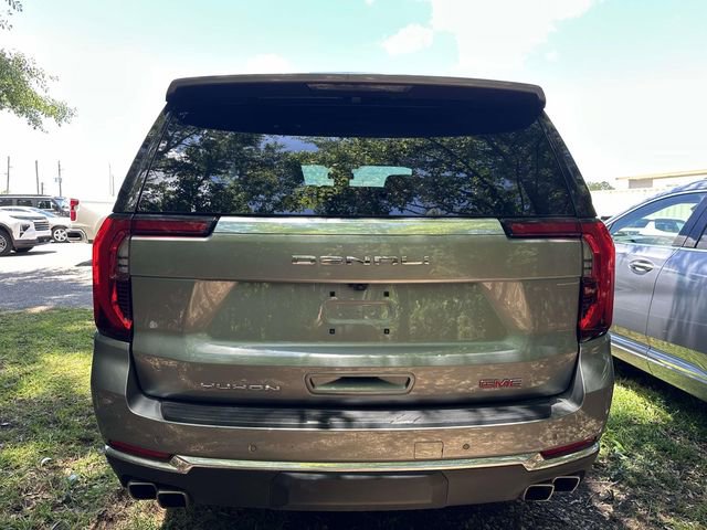 Used 2025 GMC Yukon Denali AWD/4WD image 14