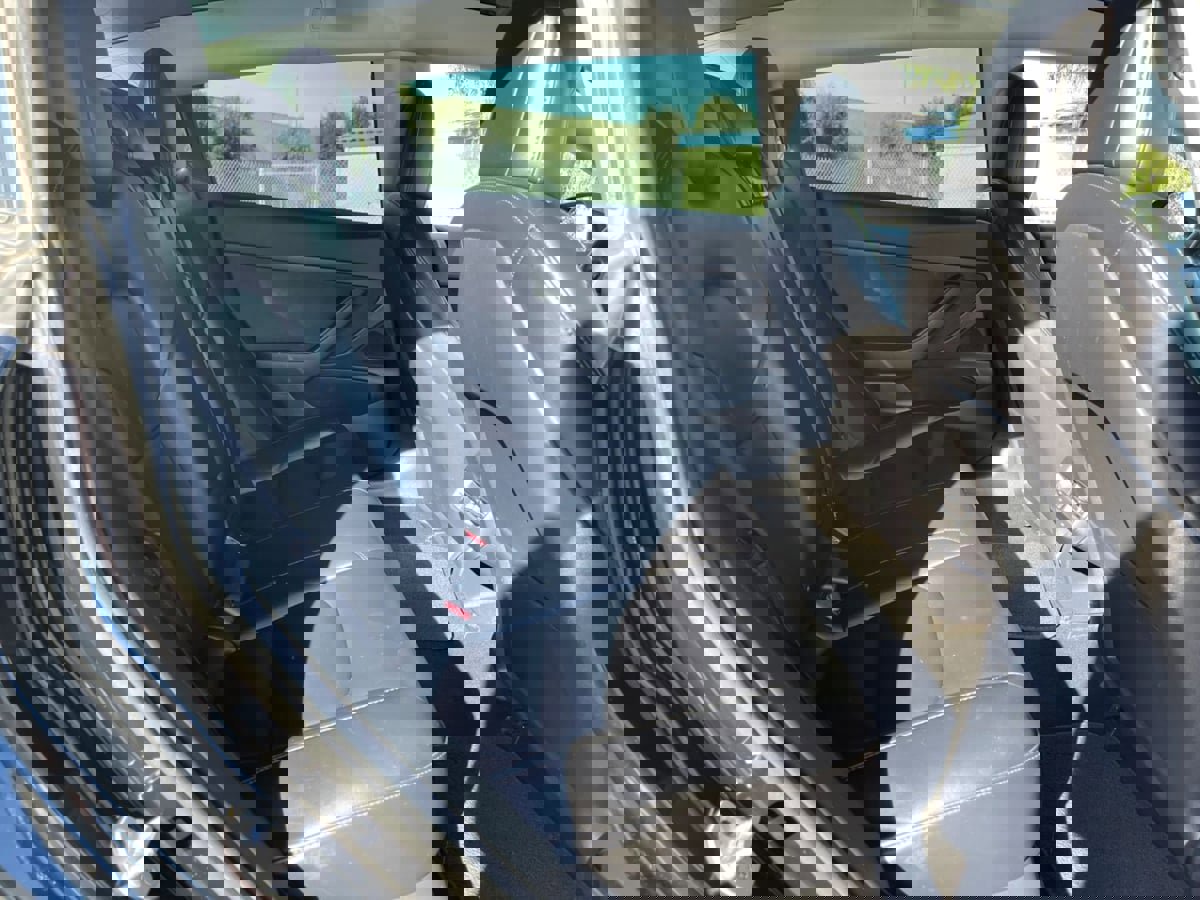 Used 2020 Tesla Model 3 Standard Range Plus image 22