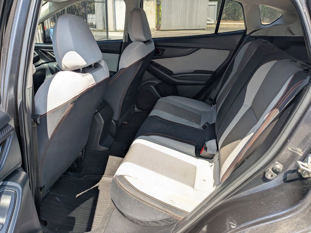 Used 2018 Subaru Crosstrek 2.0i Premium image 13