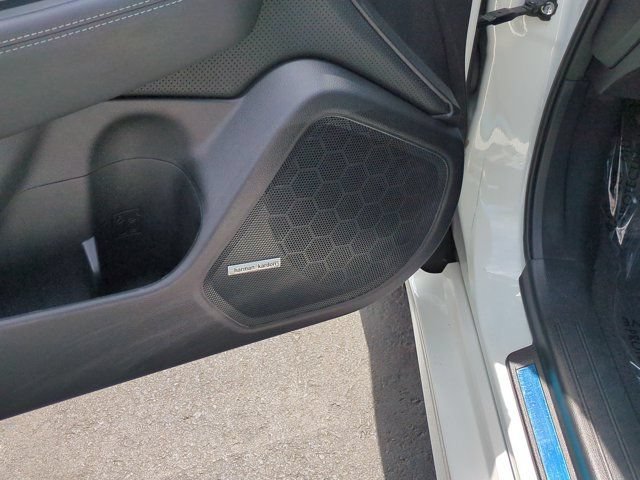 Used 2017 Subaru Legacy 2.5i Limited AWD/4WD image 16