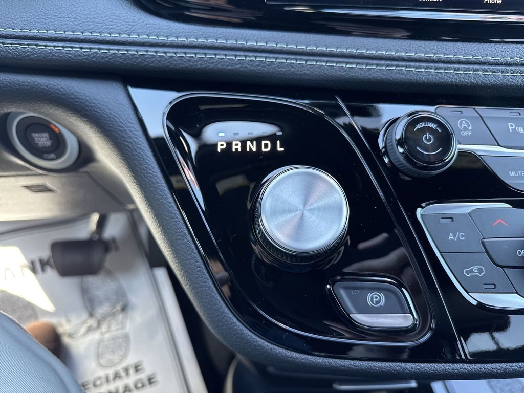 New 2026 Chrysler Pacifica Select w/ S Appearance Package FWD image 19