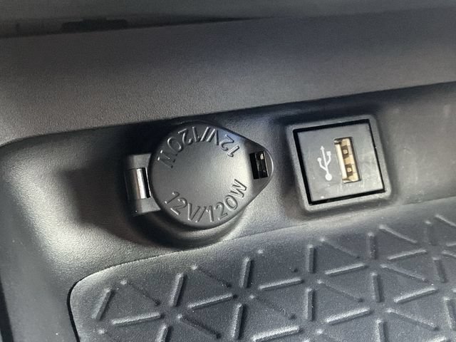 Used 2023 Toyota RAV4 XSE AWD/4WD image 27